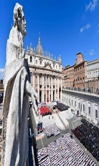 Remerciements des cardinaux aux représentants religieux présents aux funérailles